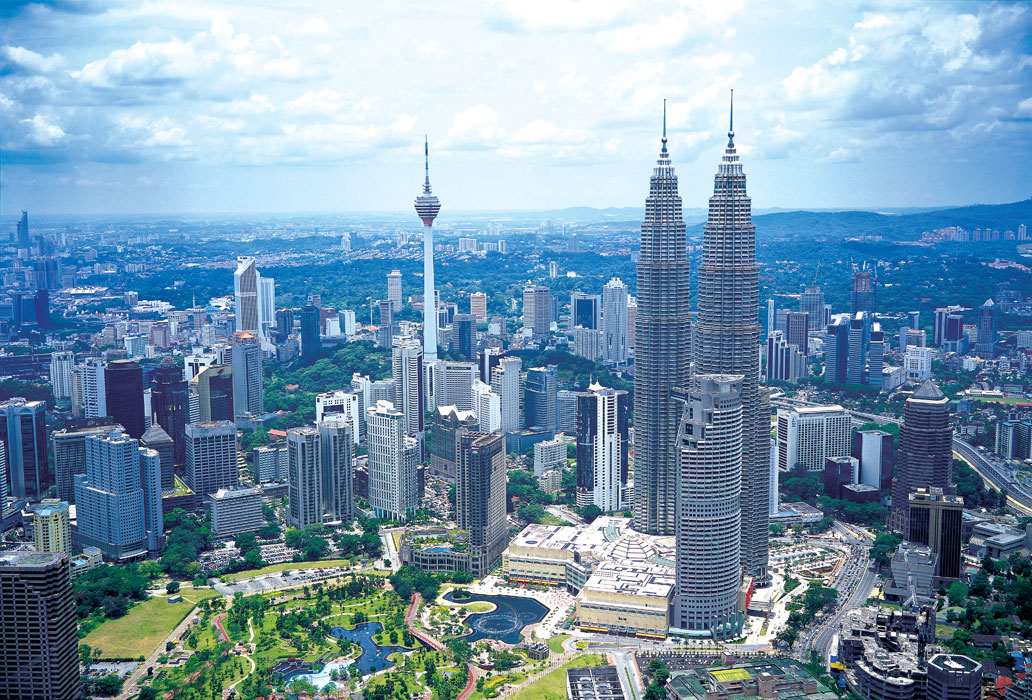 petronas skyline malaysia